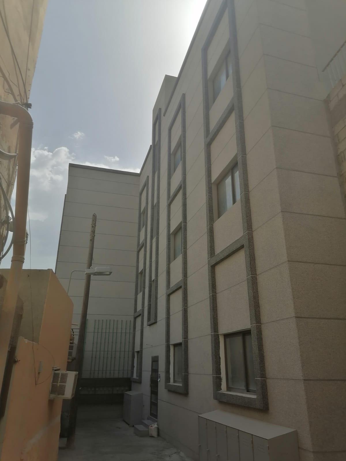 Building In Saar For Sales